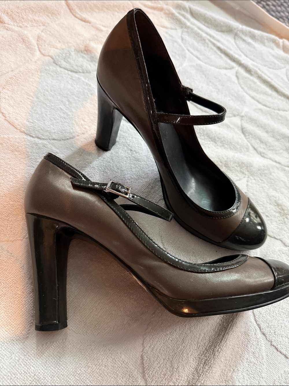 LAUREN BY Ralph Lauren Women's Two-Tone charcoal and Taupe Mary Jane High Heels